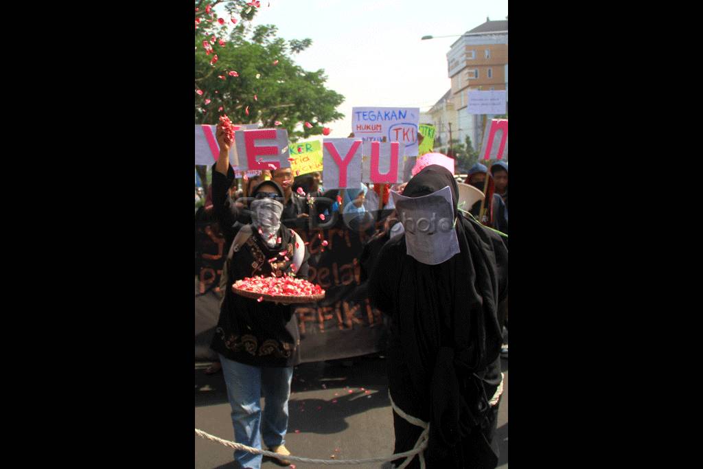 Aktivis Tuntut Pengusutan...