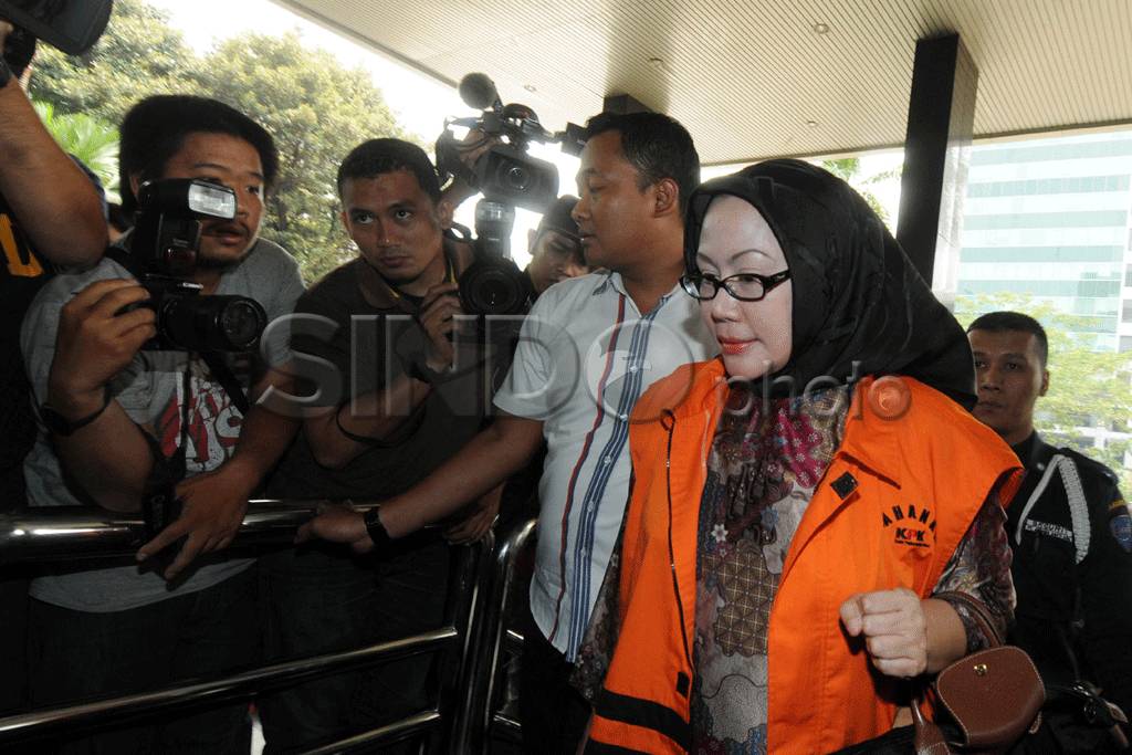 Ratu Atut Jalani Pemeriksaan...