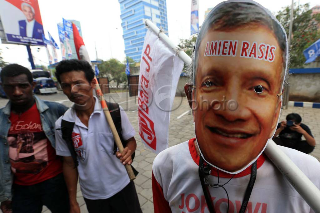 Sindir Amin Rais, Si...