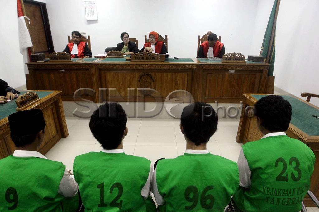 Empat Pengedar Ganja...