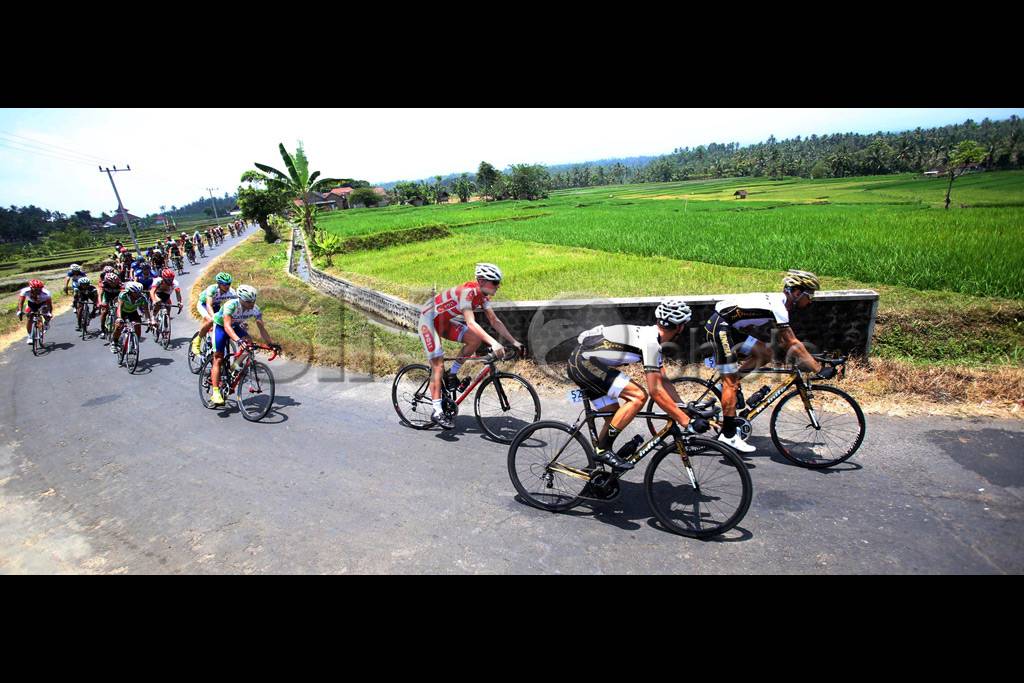 Etape Pertama Tour de...