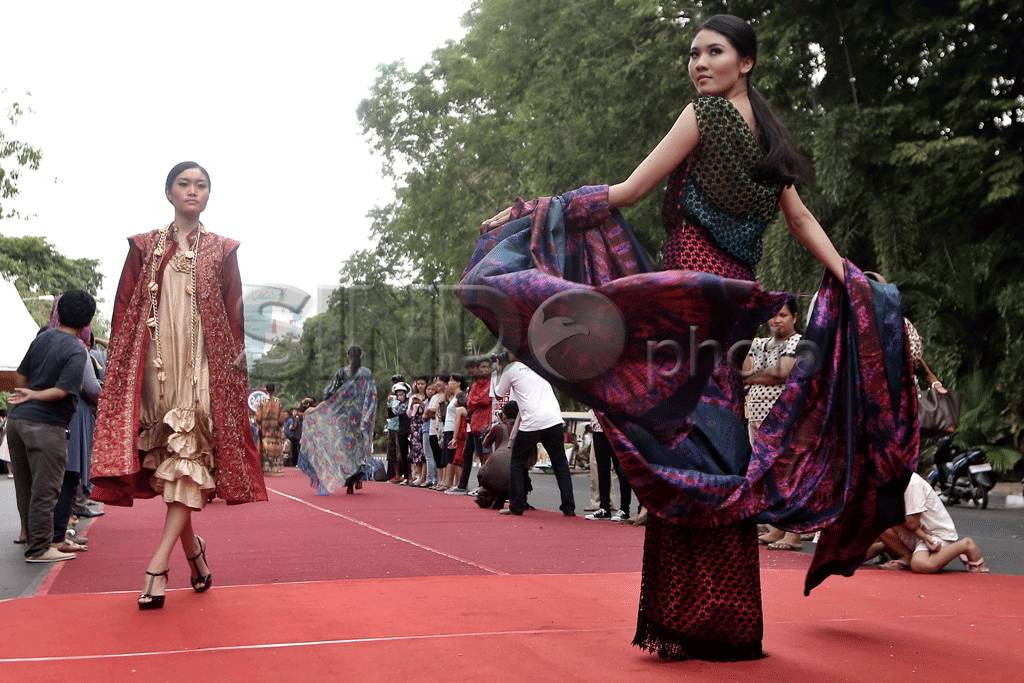 Pagelaran Fashion Show...