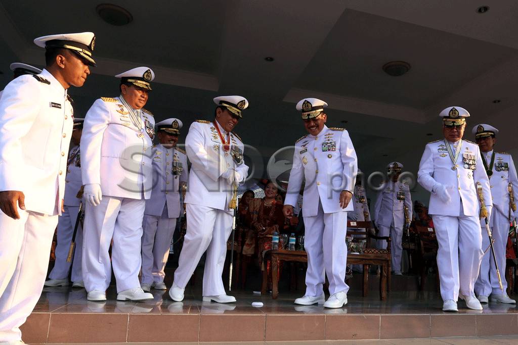Pati TNI AL Ikuti Wisuda...
