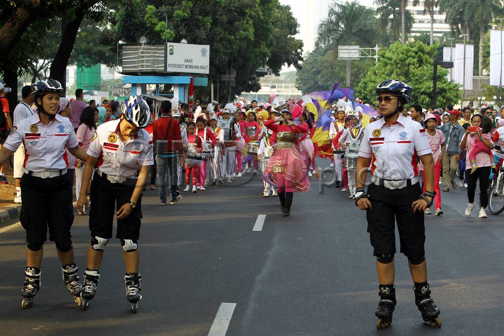 Seckher Walk Pink Ribbon