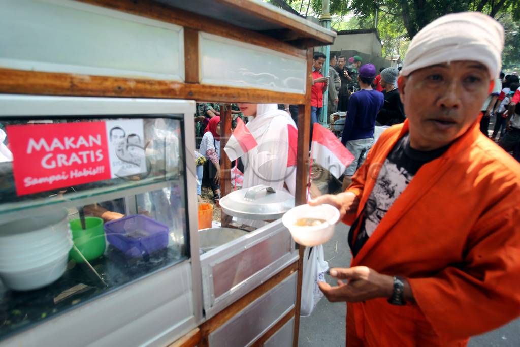 Makan Gratis Pesta Rakyat...