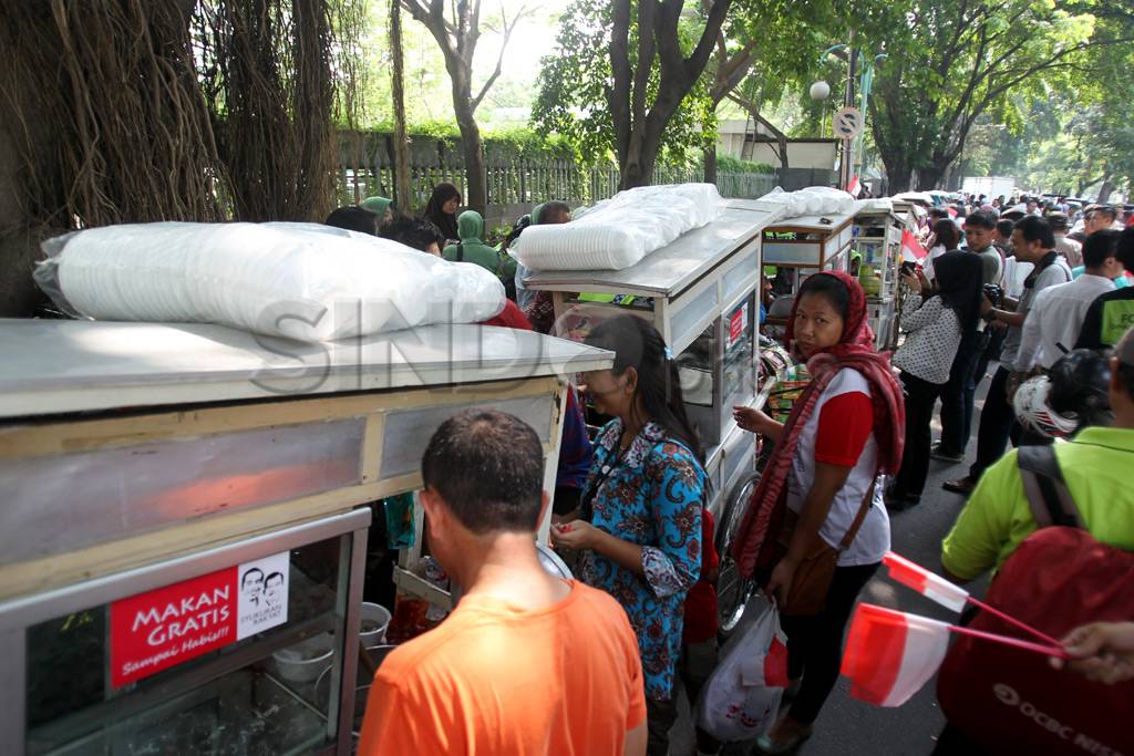 Makan Gratis Pesta Rakyat...