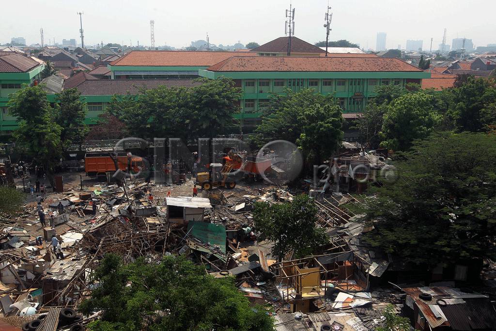 Penertiban Bangunan...