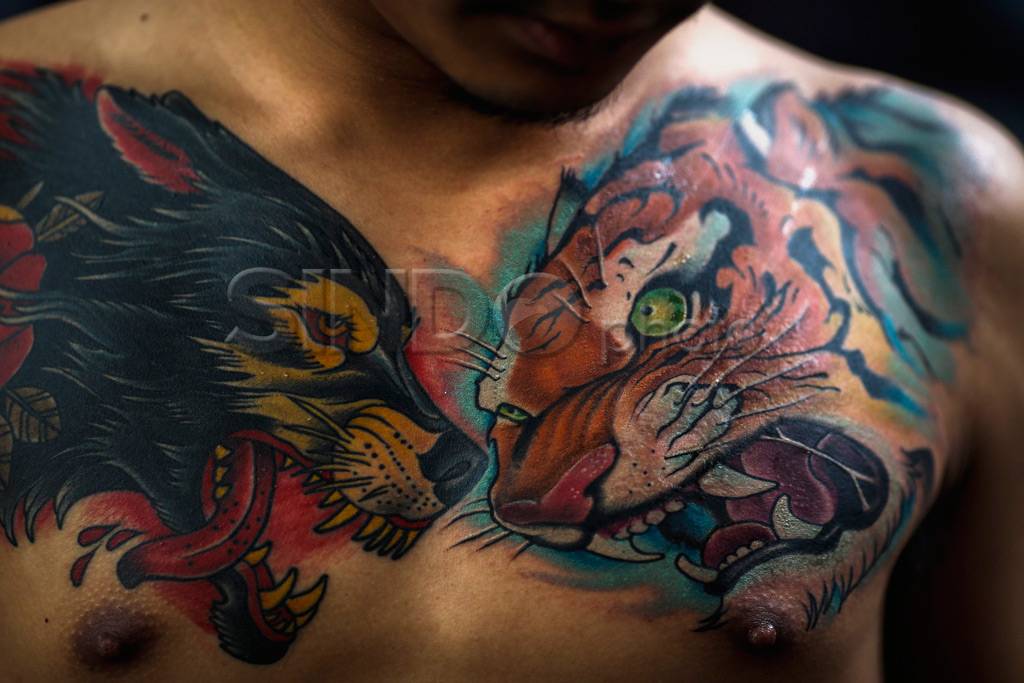 Perlombaan Tato di Thailand