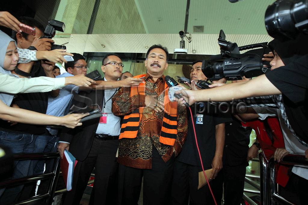 Raja Bonaran Situmeang...