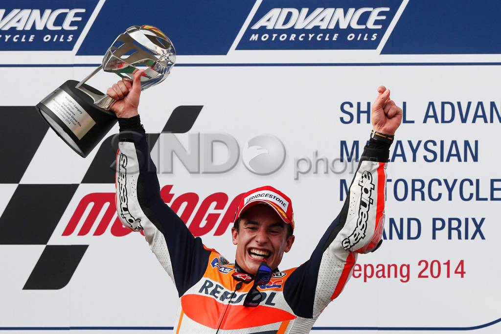 Marquez Juara, Rossi...