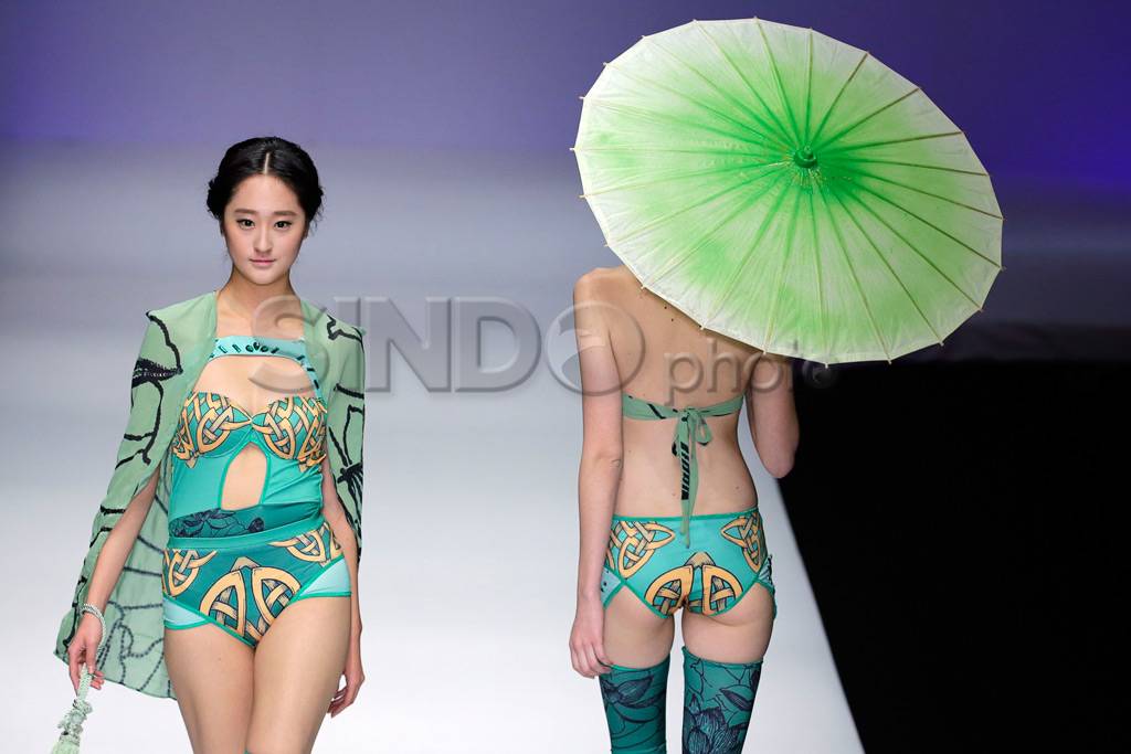 Kontes Desain Pakaian...
