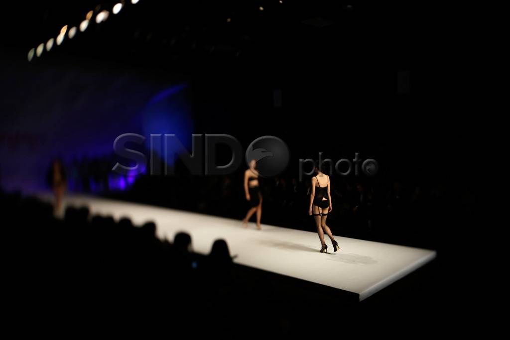 Kontes Desain Pakaian...