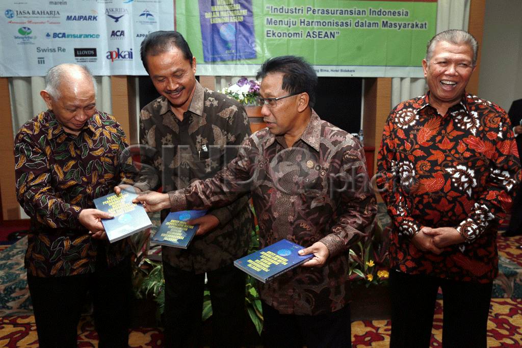 Industri Perasuransian...