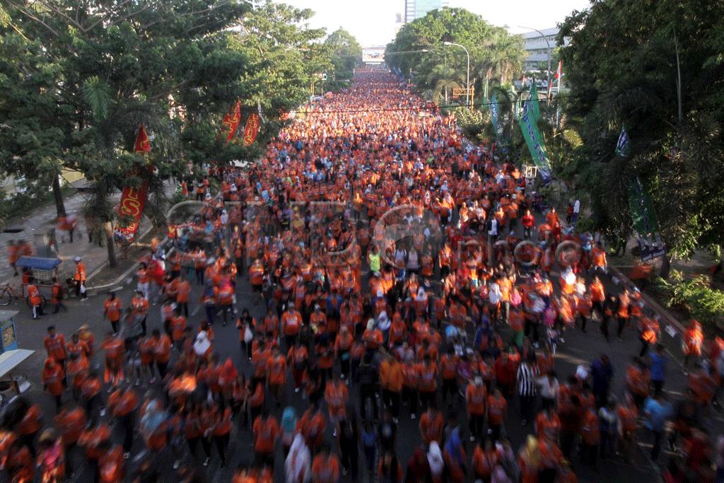 Gerak Jalan Sehat HUT...