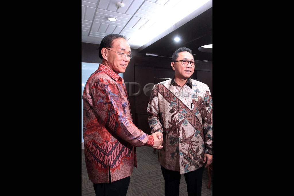 Ketua MPR Terima Kunjungan...