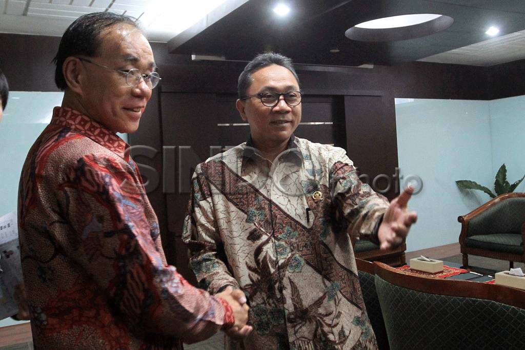 Ketua MPR Terima Kunjungan...
