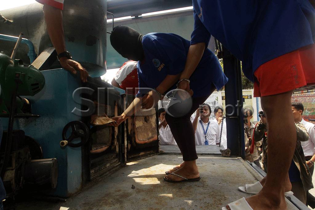 BNN Musnahkan 6 Kg Sabu-Sabu