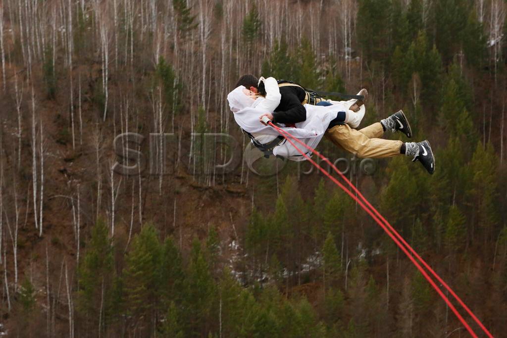 Olahraga Ekstrim Rope-jumping...