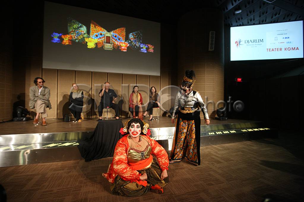 Teater Koma Angkat Panakawan...
