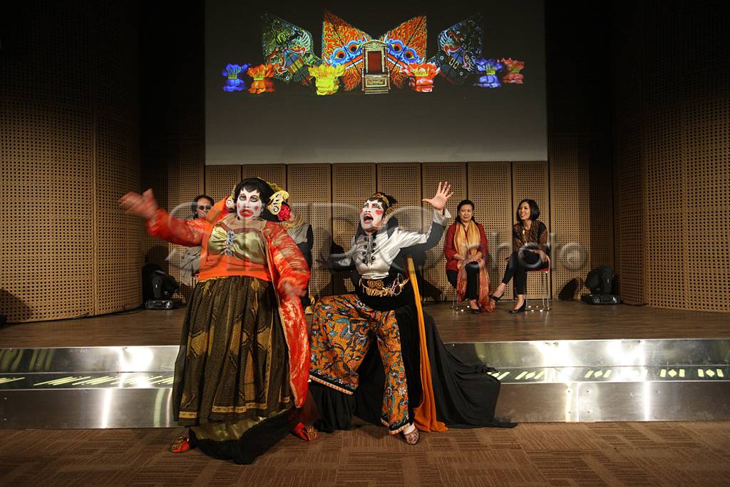 Teater Koma Angkat Panakawan...