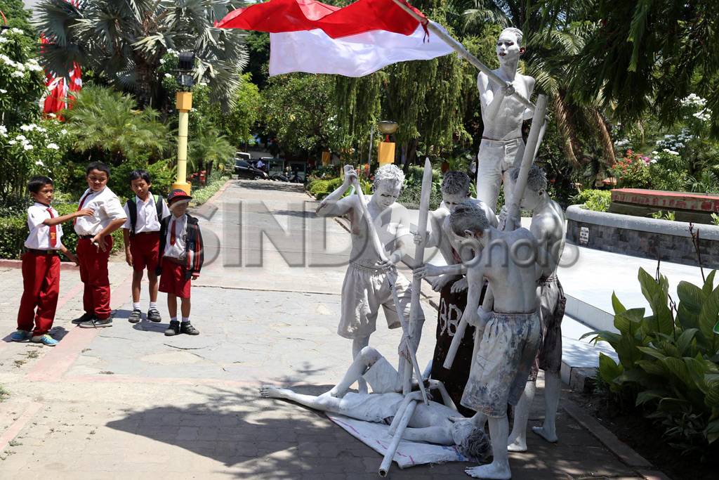 Aksi Teatrikal Tolak...