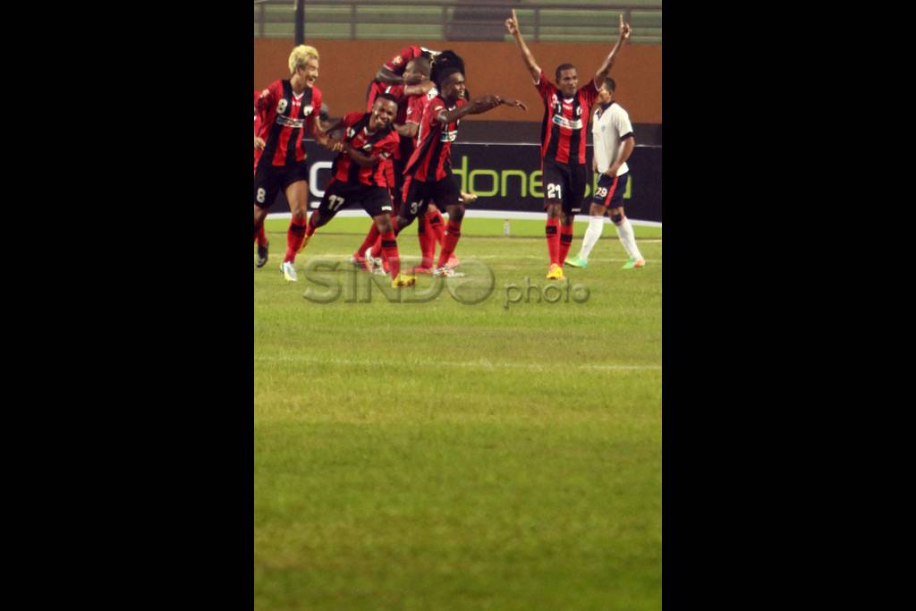 Persipura Melaju ke...