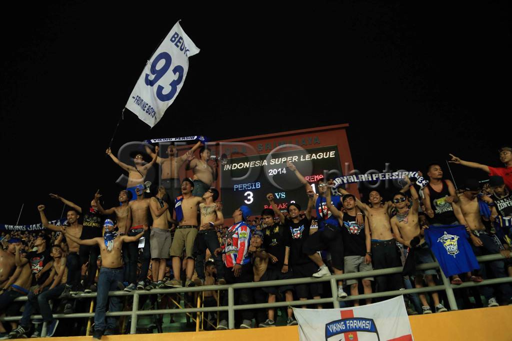 Persib Tantang Persipura...