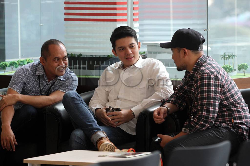 Artis Irwansyah Diperiksa...