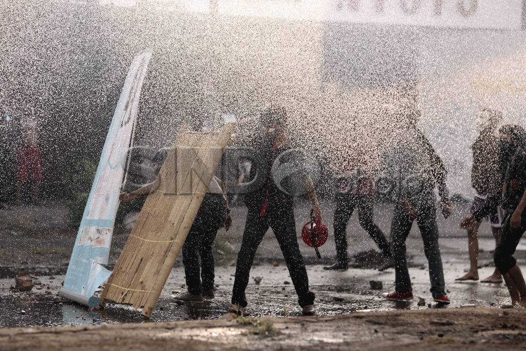 Mahasiswa dan Polisi...