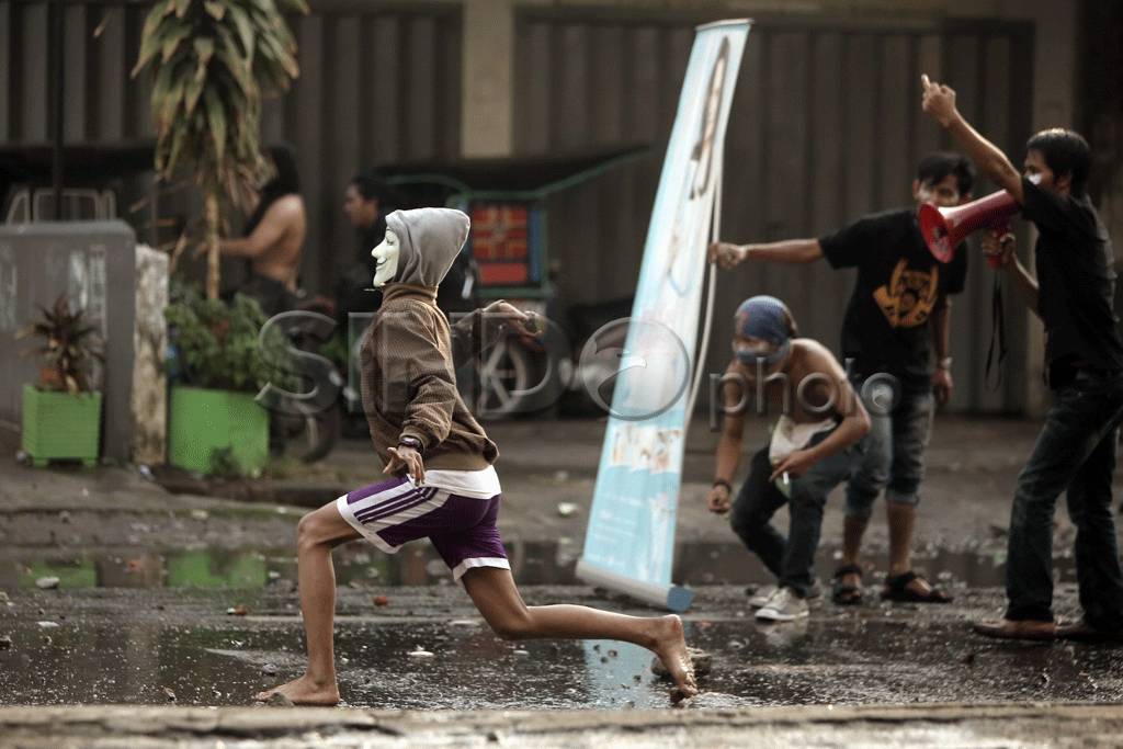 Mahasiswa dan Polisi...