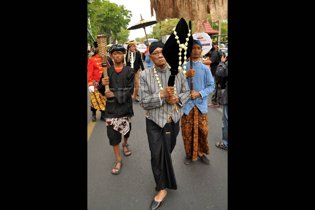 Kirab Ageng Museum Radya...