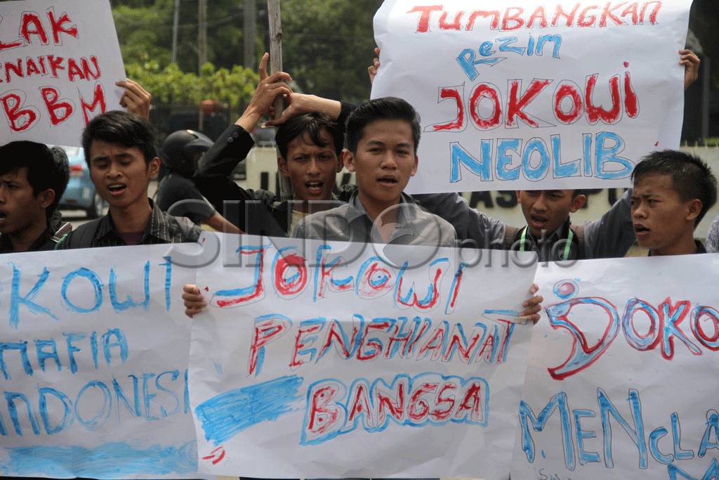 HMI Semarang Tolak Kenaikan...