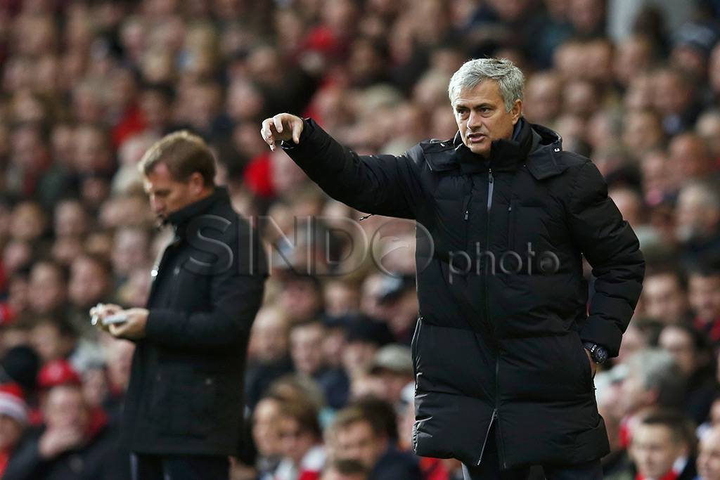 Chelsea Tekuk Liverpool...