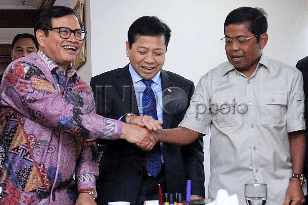 Kubu KMP dan KIH DPR...