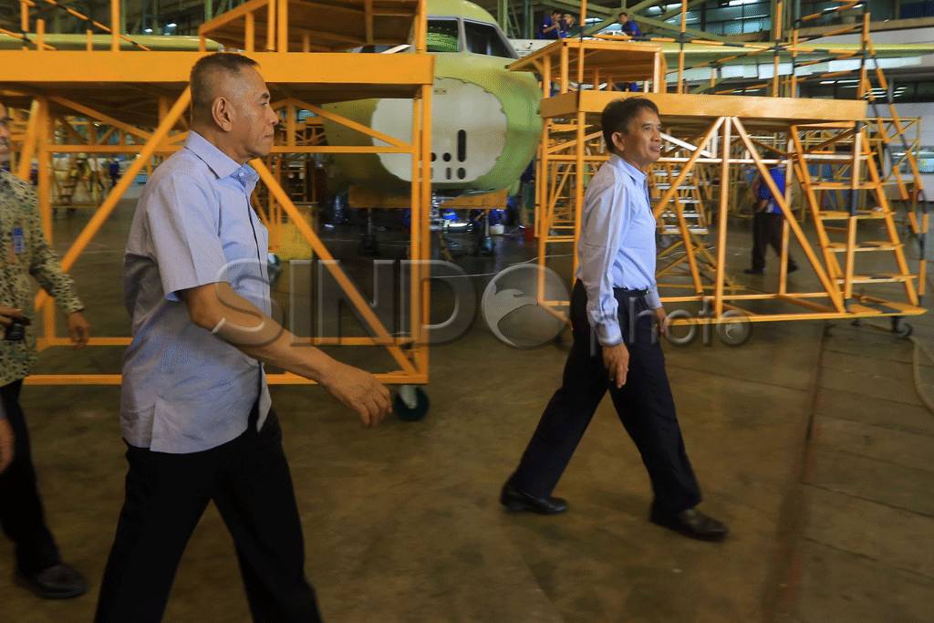 Menhan Kunjungi PTDI