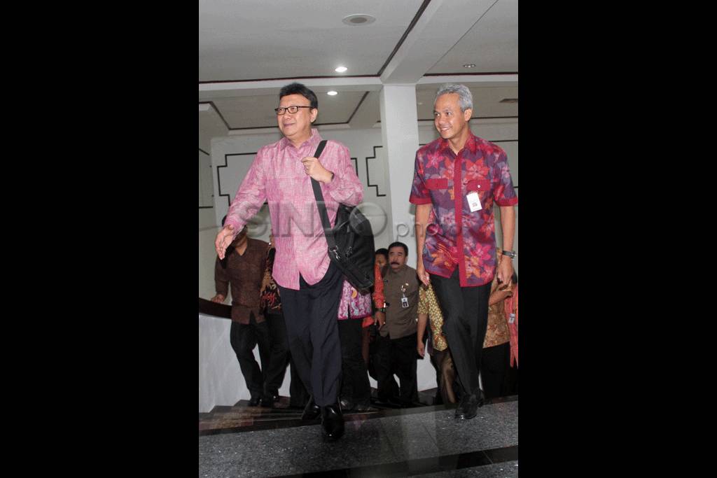 Mendagri Hadiri Sosialisasi...