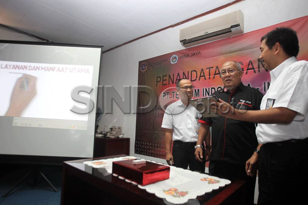 Telkom Bekerjasama Dengan...