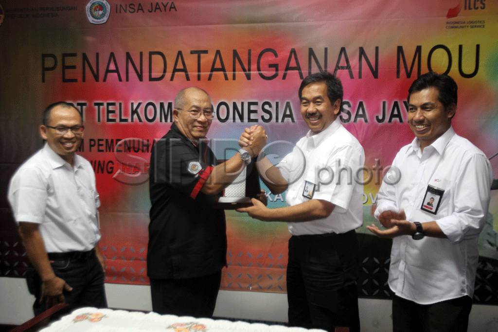 Telkom Bekerjasama Dengan...