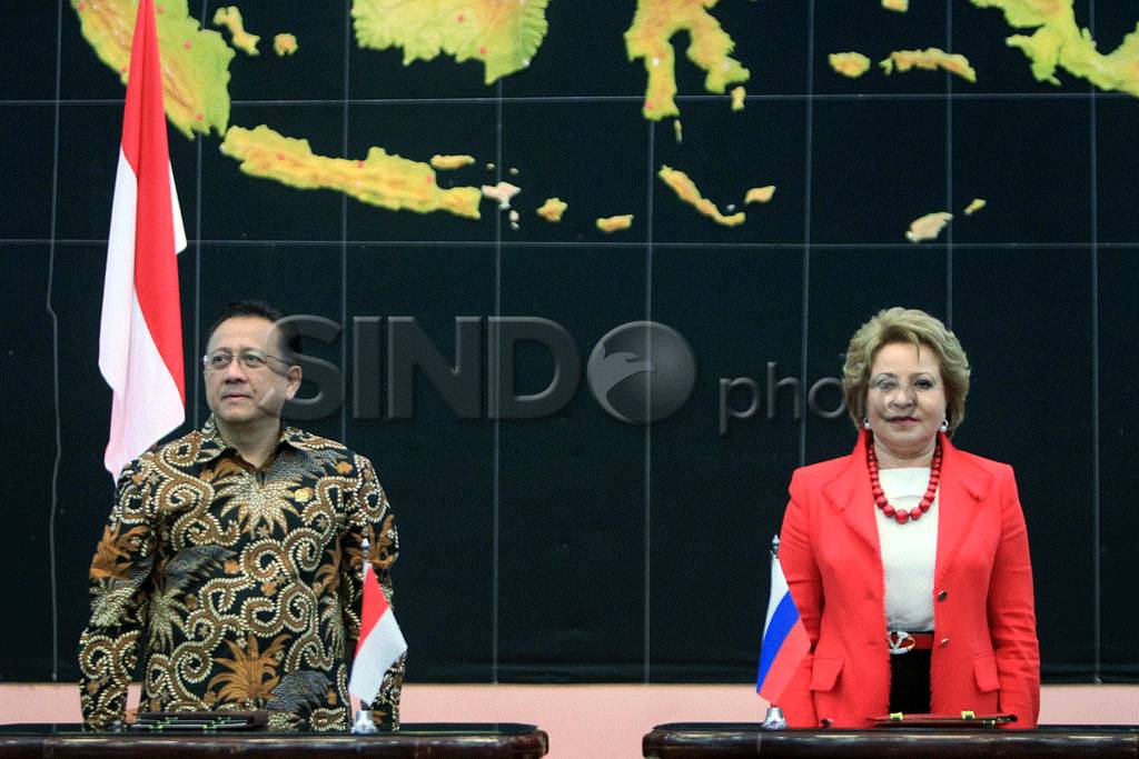 Ketua DPD RI dan Ketua...