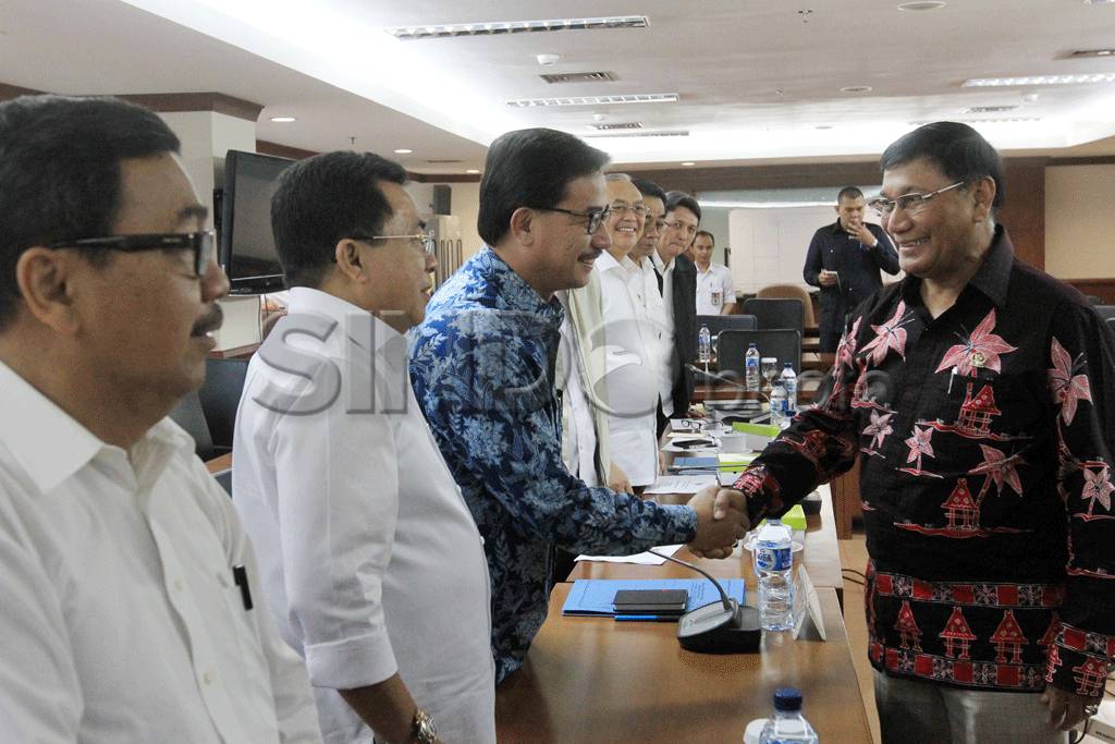 Menteri Fery Mursyidan...