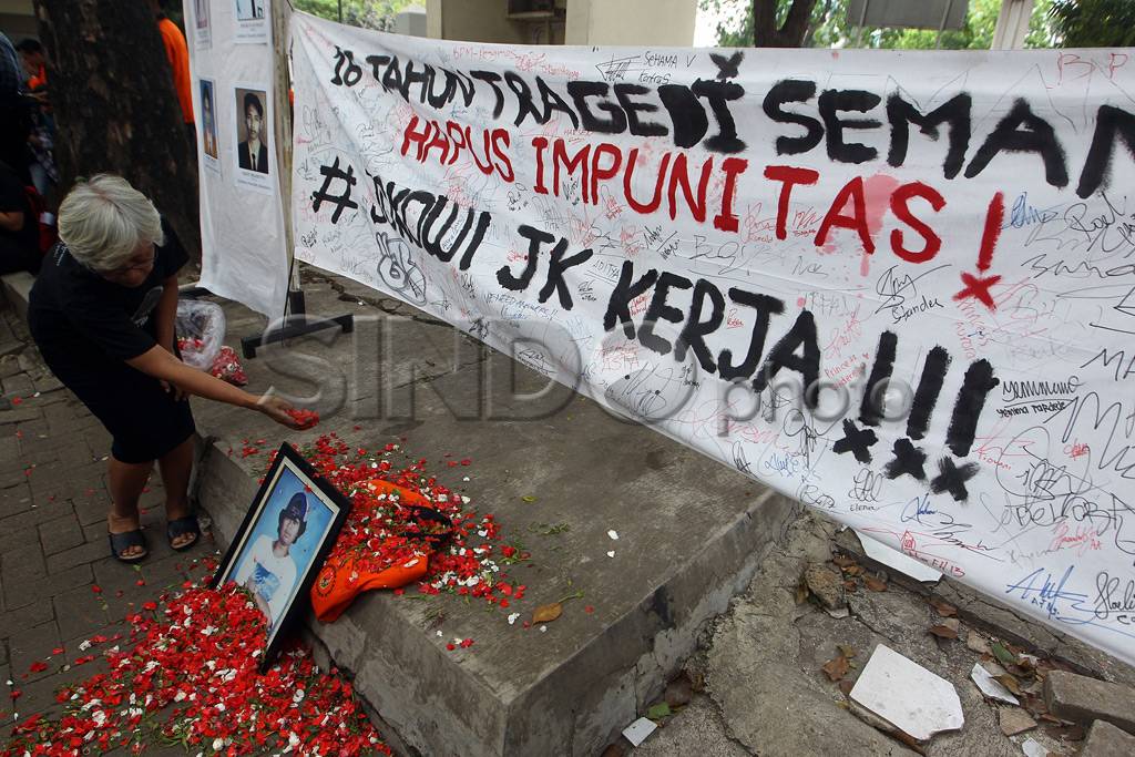 Tabur Bunga Peringati...