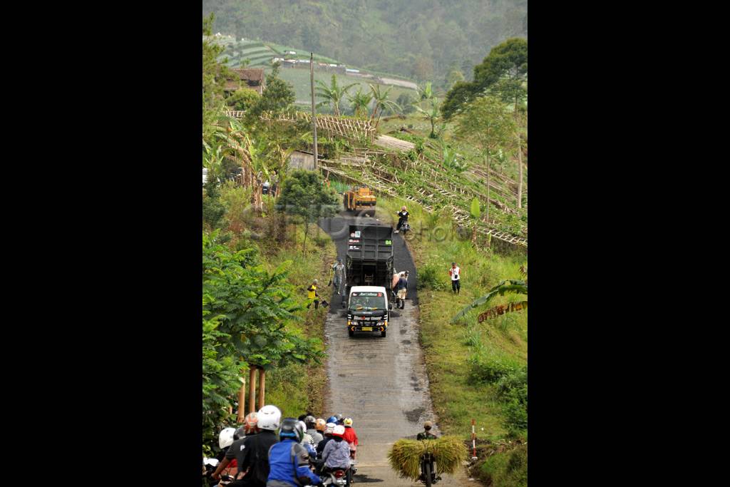 Perbaikan Akses Jalan...