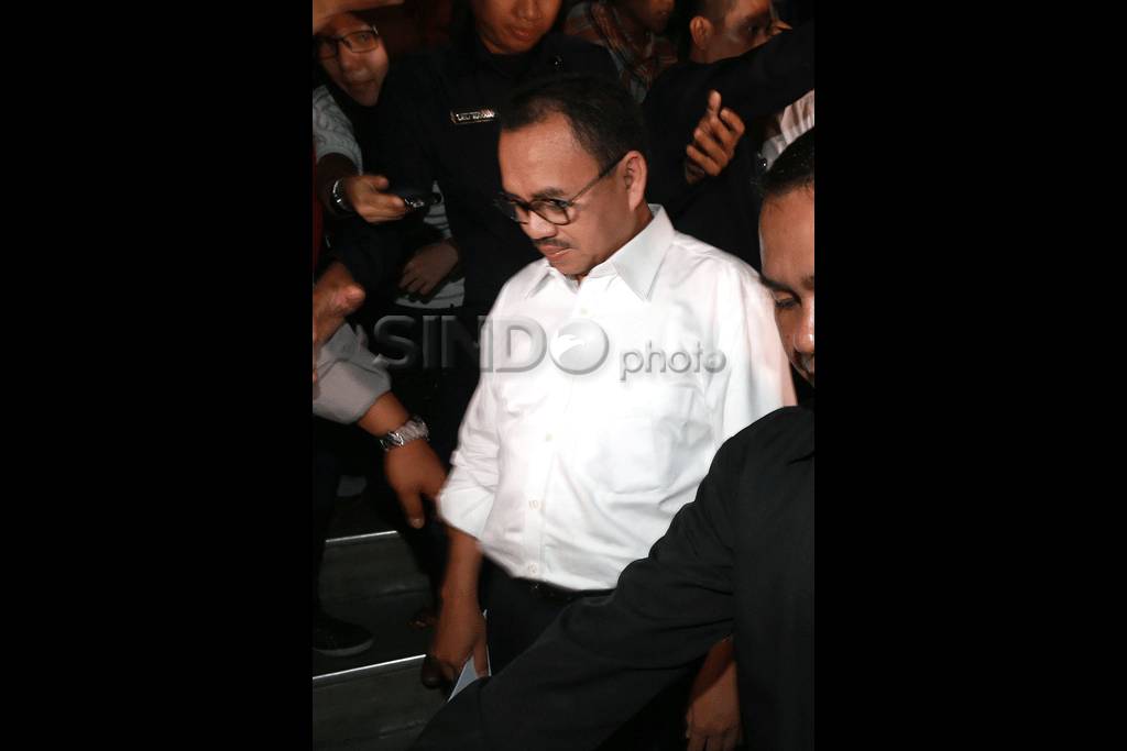 Sejumlah Menteri Bahas...