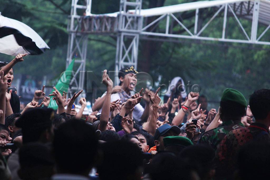 Iwan Fals Tampil di...