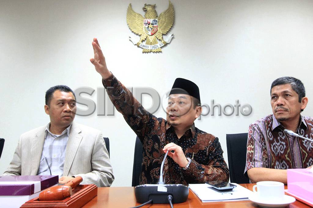 Fraksi PKS Tolak Kenaikan...