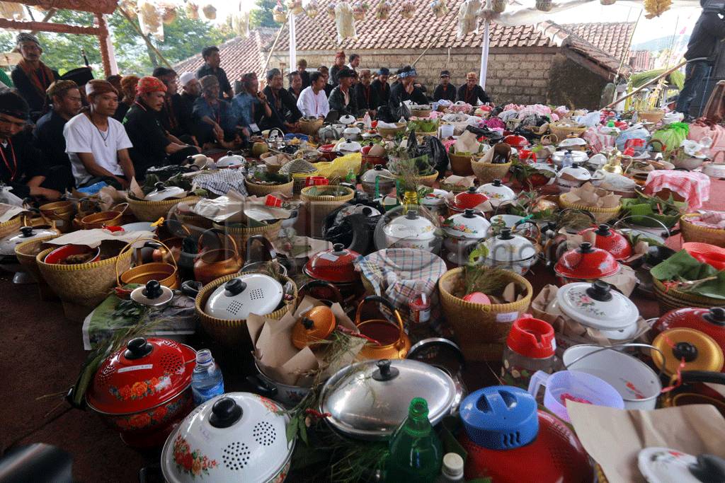 Kemeriahan Perang Tomat...
