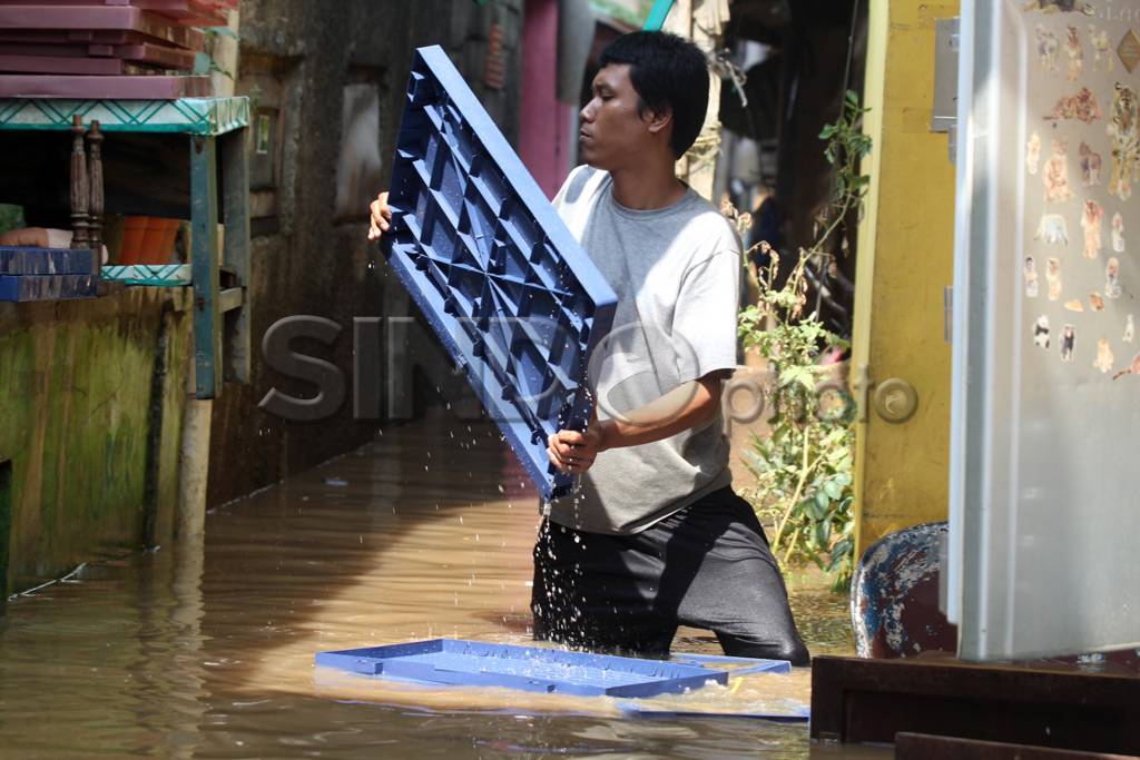 Banjir Rendam Puluhan...
