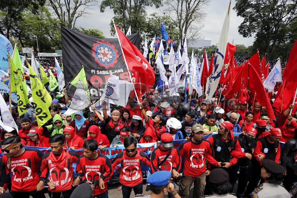 Aliansi Buruh Jawa Barat...