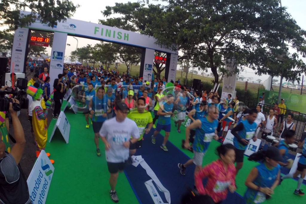 Standard Chartered Gelar...
