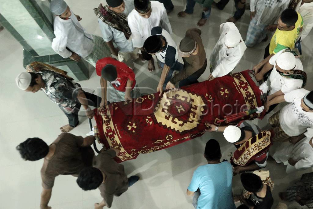Jenazah Korban Bentrokan...